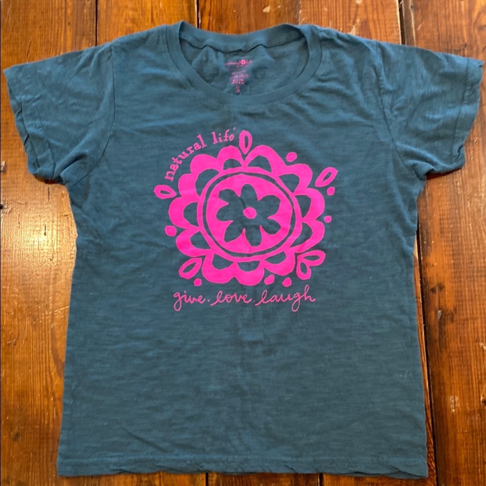 Natural Life Short Sleeve Tee in Blue and Pink with Mandala Design